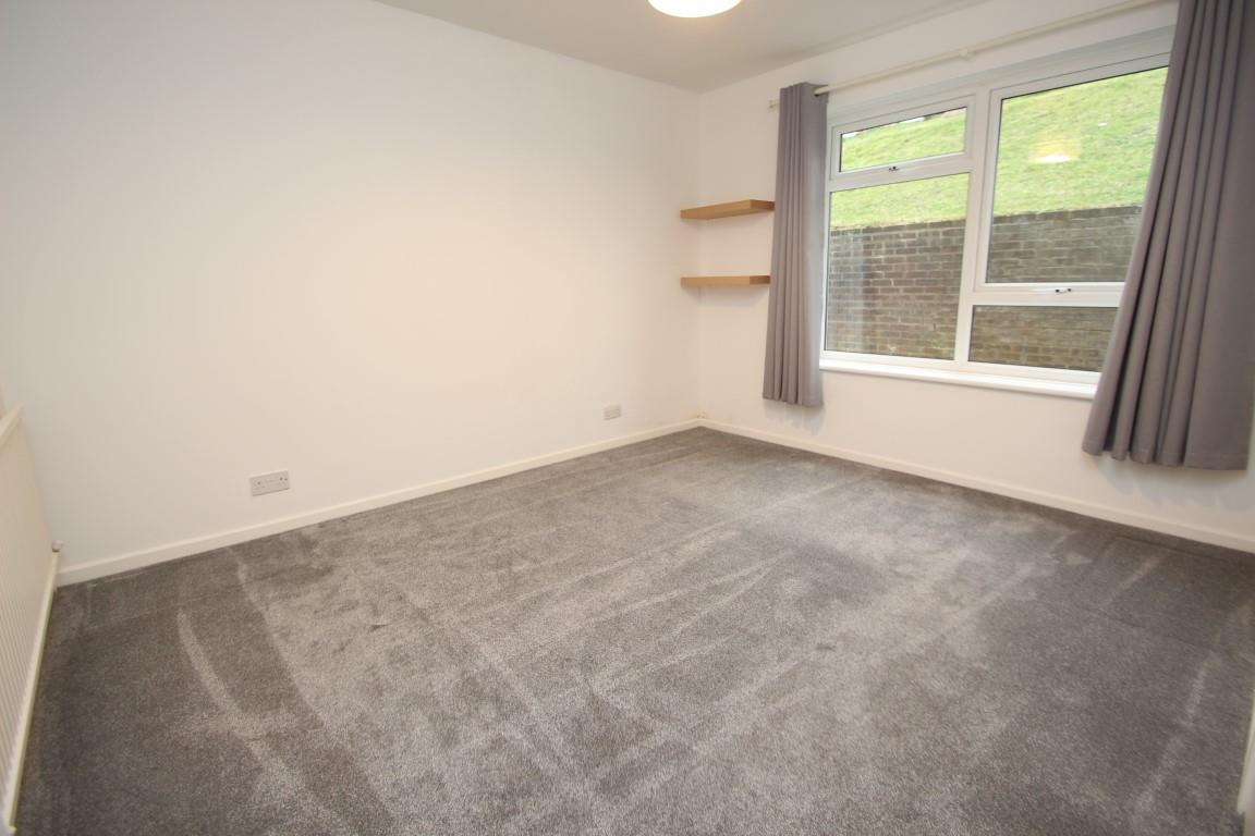 Starlings Drive, Tilehurst, Reading